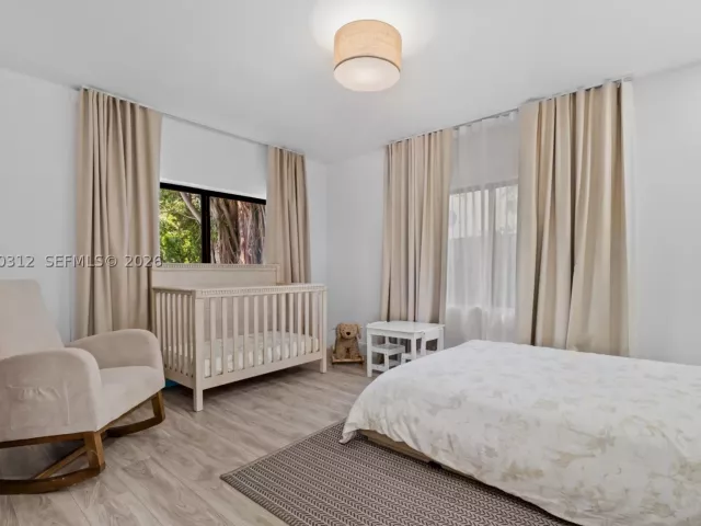 4-bedroom home for rent in Miami Beach - 116 W 1st Ct - MondialRealty