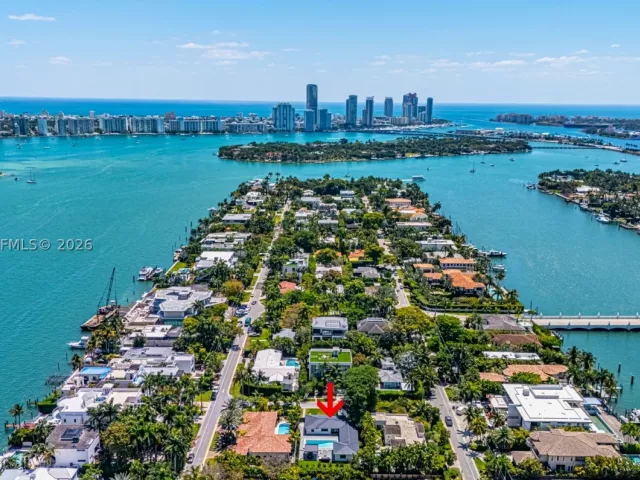 4-bedroom home for rent in Miami Beach - 116 W 1st Ct - MondialRealty