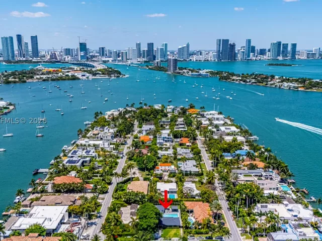 4-bedroom home for rent in Miami Beach - 116 W 1st Ct - MondialRealty