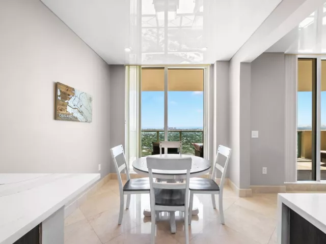 2-bedroom condo for sale in Fort Lauderdale - 411 N New River Dr Drive E 3605 - MondialRealty