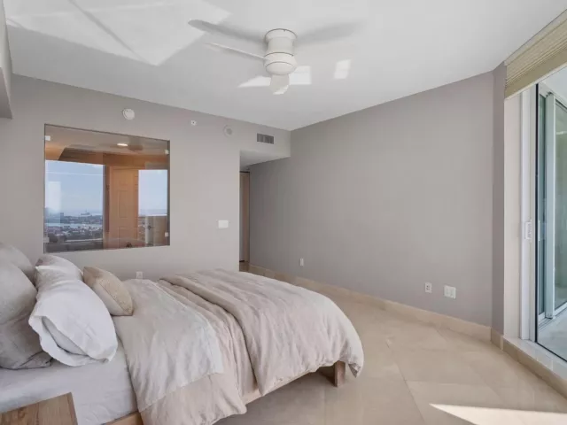 2-bedroom condo for sale in Fort Lauderdale - 411 N New River Dr Drive E 3605 - MondialRealty
