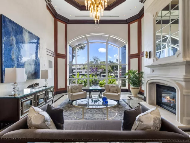 2-bedroom condo for sale in Fort Lauderdale - 411 N New River Dr Drive E 3605 - MondialRealty