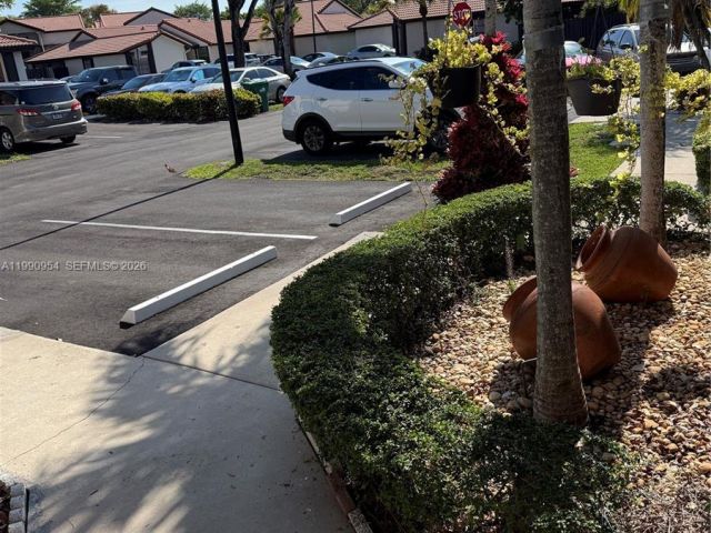 2-bedroom home for sale in Miami - 4825 SW 149th Ct 18B - MondialRealty