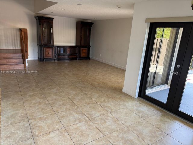 2-bedroom home for sale in Miami - 4825 SW 149th Ct 18B - MondialRealty