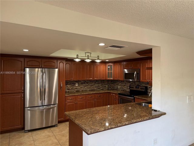 2-bedroom home for sale in Miami - 4825 SW 149th Ct 18B - MondialRealty