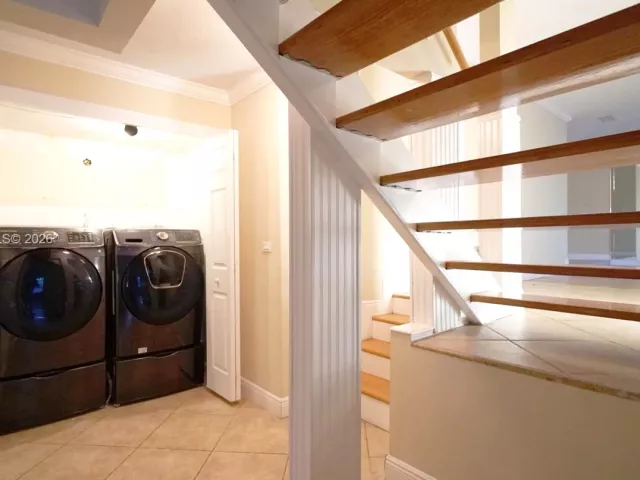 4-bedroom home for rent in Miami - 9220 SW 103rd Ave - MondialRealty