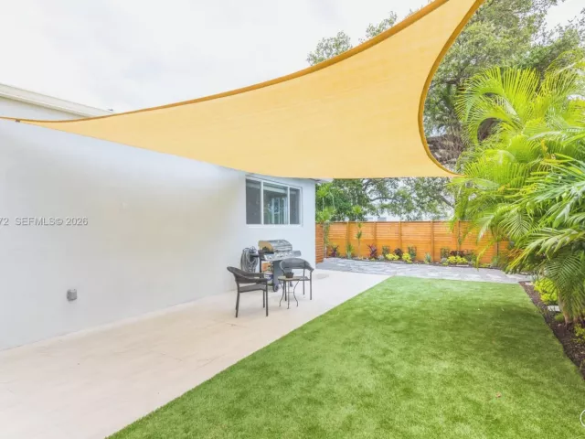 3-bedroom home for rent in Miami - 44 NW 40th St - MondialRealty