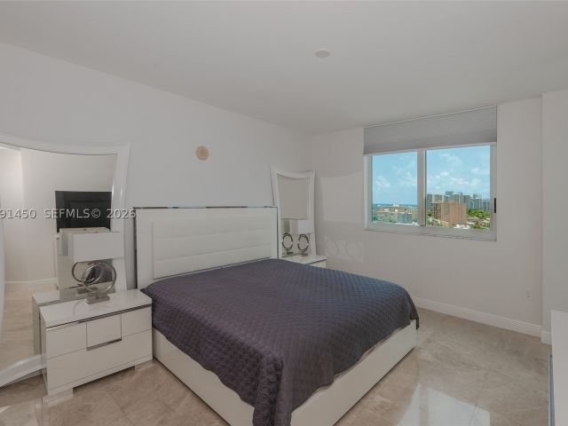 2-bedroom condo for rent in Hallandale Beach - 1755 E Hallandale Beach Blvd 1407E - MondialRealty