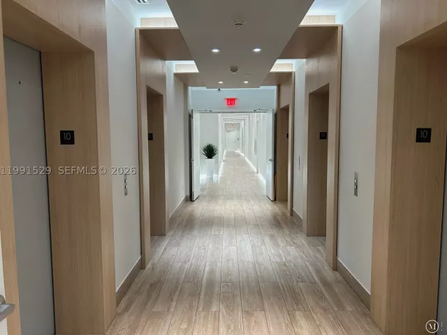 2-bedroom condo for sale in Miami - 90 SW 3rd St 3610 - MondialRealty