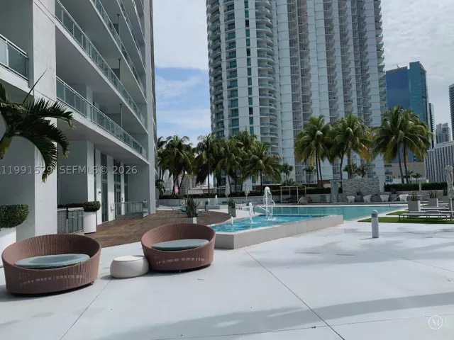 2-bedroom condo for sale in Miami - 90 SW 3rd St 3610 - MondialRealty