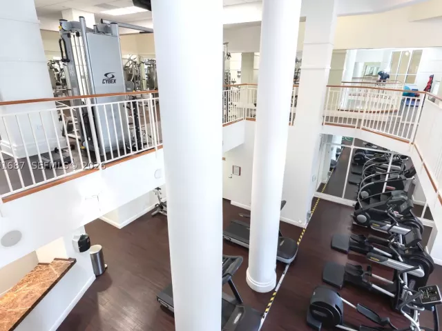 3-bedroom condo for sale in Miami - 701 Brickell Key Blvd 1912 - MondialRealty