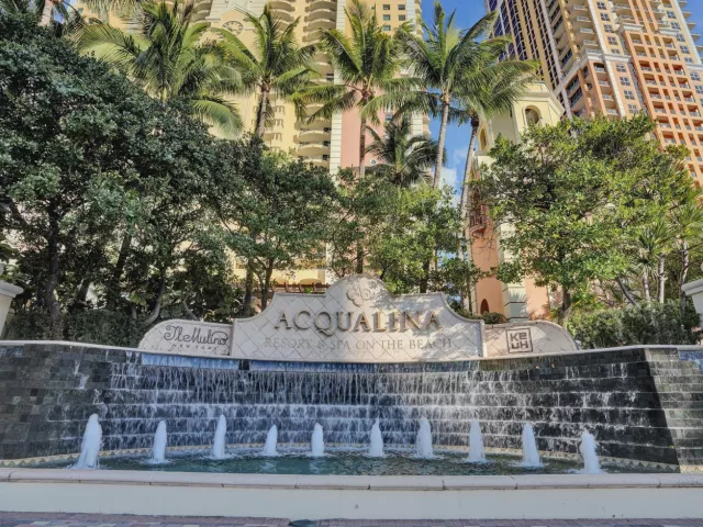 3-bedroom condo for rent in Sunny Isles Beach - 17875 Collins Avenue 3103 - MondialRealty