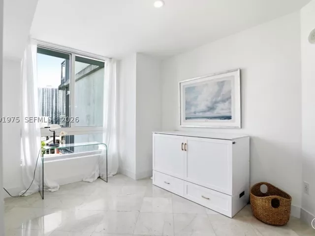 2-bedroom condo for sale in Miami - 350 S Miami Ave 1205 - MondialRealty