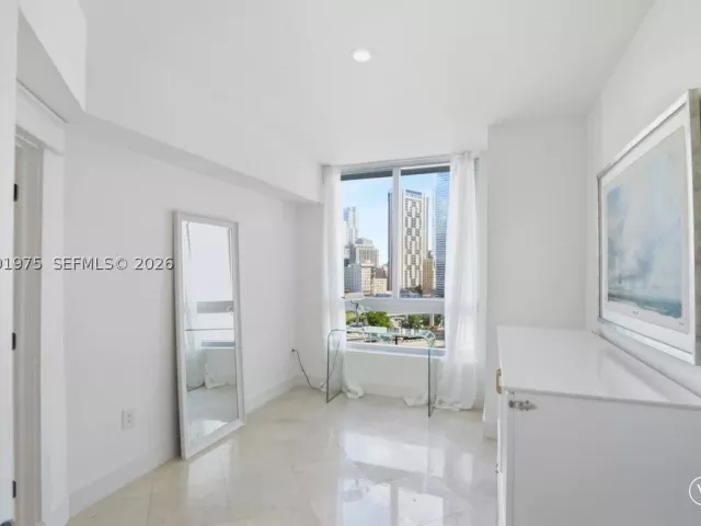 2-bedroom condo for sale in Miami - 350 S Miami Ave 1205 - MondialRealty