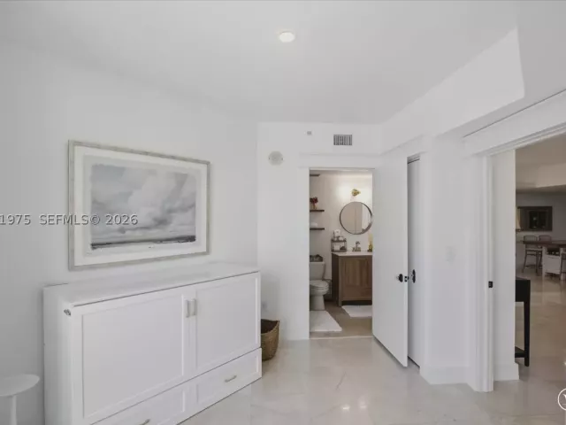 2-bedroom condo for sale in Miami - 350 S Miami Ave 1205 - MondialRealty