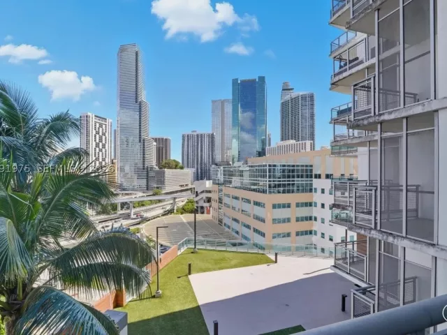 2-bedroom condo for sale in Miami - 350 S Miami Ave 1205 - MondialRealty