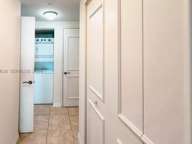2-bedroom condo for sale in Fort Lauderdale - 2100 N Ocean Blvd 6C - MondialRealty
