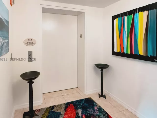 2-bedroom condo for sale in Fort Lauderdale - 2100 N Ocean Blvd 6C - MondialRealty