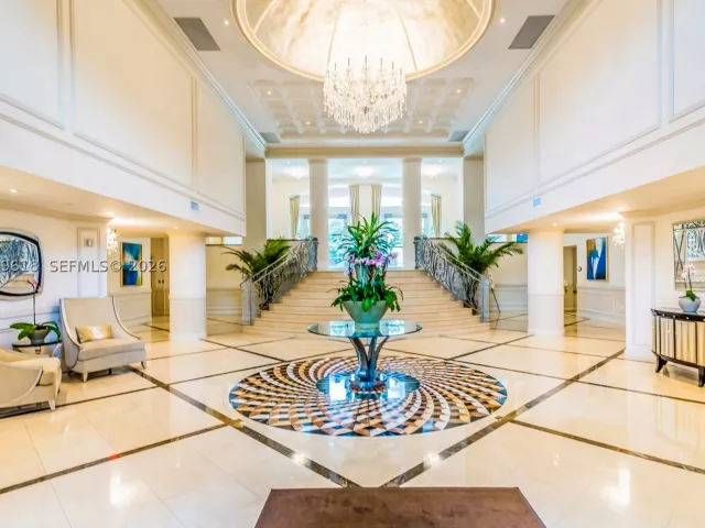 2-bedroom condo for sale in Fort Lauderdale - 2100 N Ocean Blvd 6C - MondialRealty