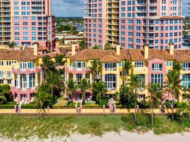 2-bedroom condo for sale in Fort Lauderdale - 2100 N Ocean Blvd 6C - MondialRealty
