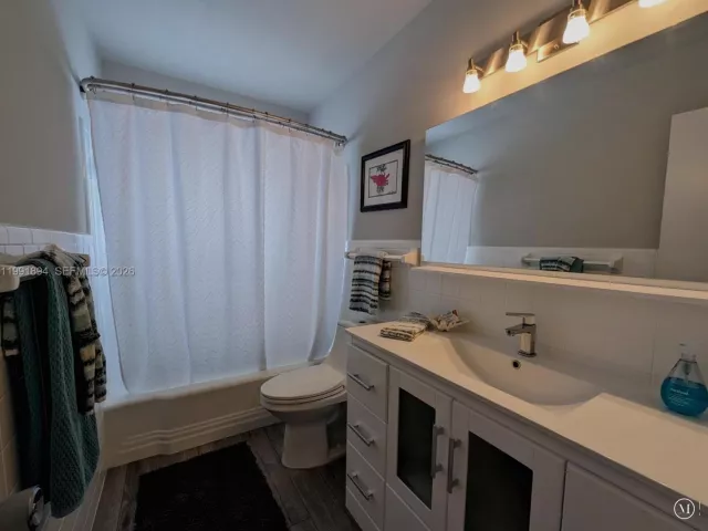 2-bedroom home for rent in Pompano Beach - 2675 NE 8th St 2675 - MondialRealty