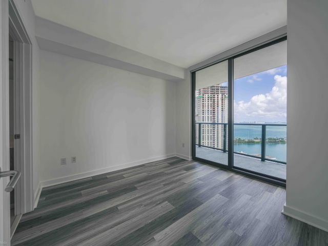 3-bedroom condo for sale in Miami - 501 NE 31st Street 2506 - MondialRealty