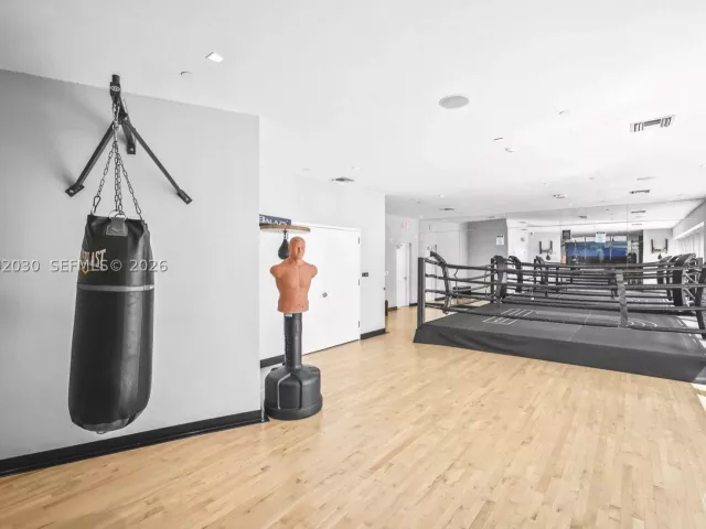 4-bedroom condo for sale in Miami - 851 NE 1st Ave 3211 - MondialRealty