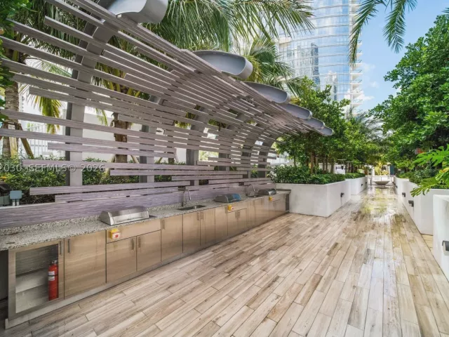 4-bedroom condo for sale in Miami - 851 NE 1st Ave 3211 - MondialRealty