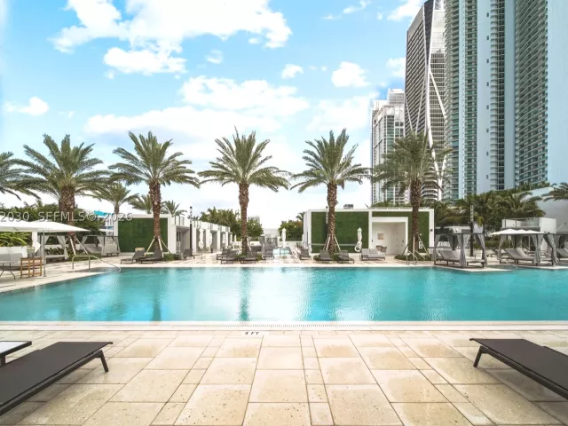 4-bedroom condo for sale in Miami - 851 NE 1st Ave 3211 - MondialRealty