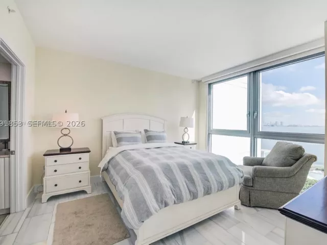 2-bedroom condo for sale in Miami - 1331 Brickell Bay Dr 903 - MondialRealty