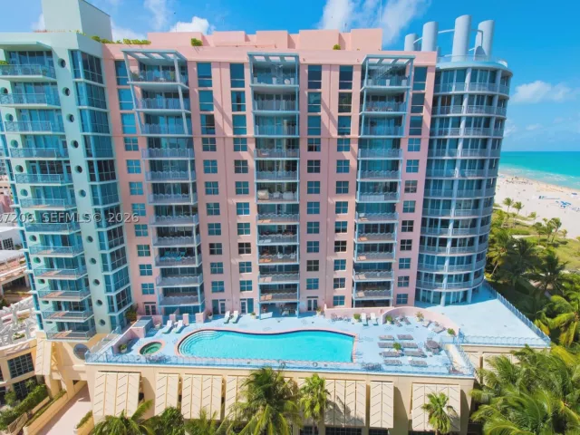 1-bedroom condo for rent in Miami Beach - 1500 Ocean Dr PH-10 - MondialRealty