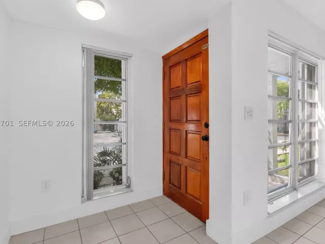 2-bedroom home for sale in Miami - 3599 SW 17th St 3599 - MondialRealty