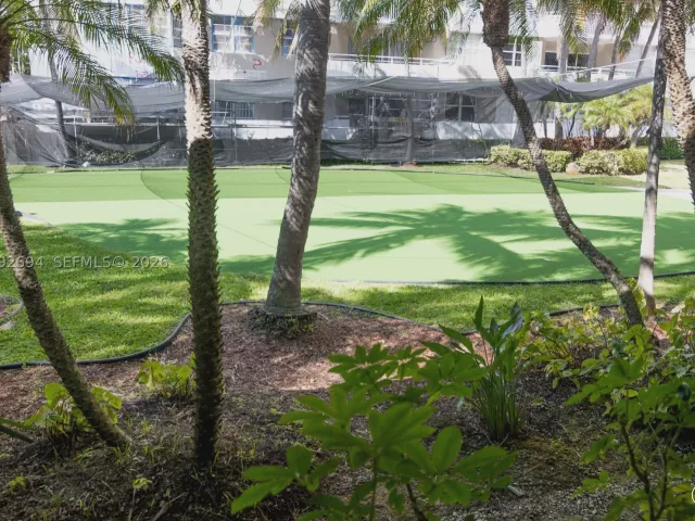 2-bedroom condo for sale in Hallandale Beach - 1965 S Ocean Dr 9F - MondialRealty
