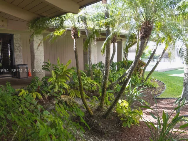 2-bedroom condo for sale in Hallandale Beach - 1965 S Ocean Dr 9F - MondialRealty