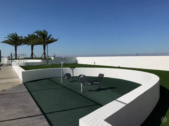 2-bedroom condo for sale in North Miami Beach - 16385 Biscayne Blvd 2206 - MondialRealty
