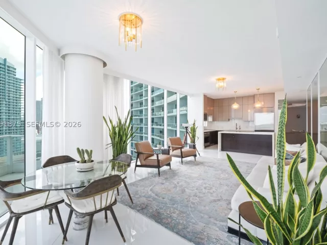 3-bedroom condo for sale in Miami - 2020 N Bayshore Dr 2502 - MondialRealty