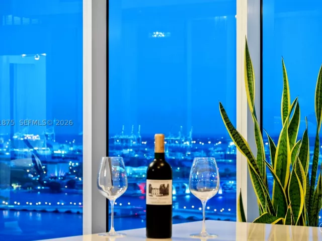 3-bedroom condo for sale in Miami - 2020 N Bayshore Dr 2502 - MondialRealty