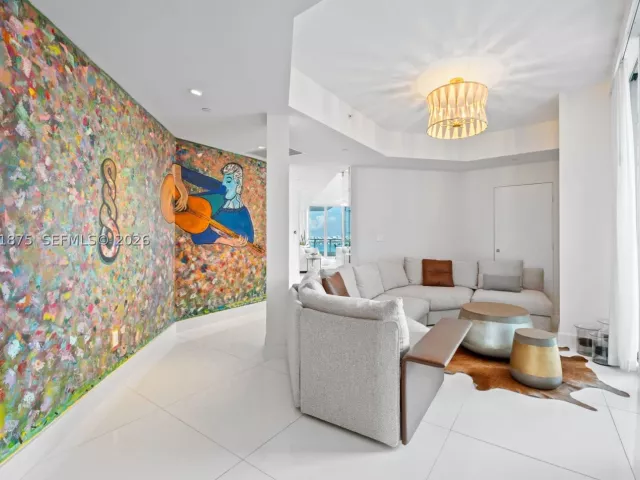 3-bedroom condo for sale in Miami - 2020 N Bayshore Dr 2502 - MondialRealty