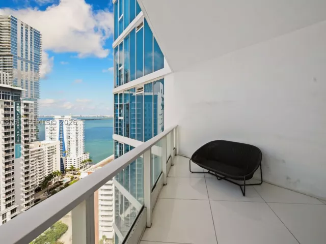 3-bedroom condo for sale in Miami - 2020 N Bayshore Dr 2502 - MondialRealty