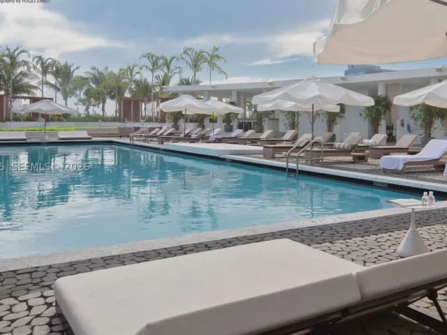 3-bedroom condo for sale in Miami - 2020 N Bayshore Dr 2502 - MondialRealty