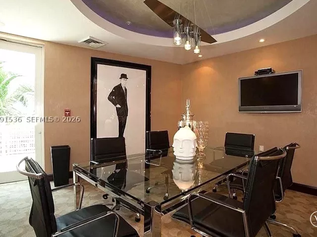 1-bedroom condo for sale in Miami - 244 Biscayne Blvd 1605 - MondialRealty