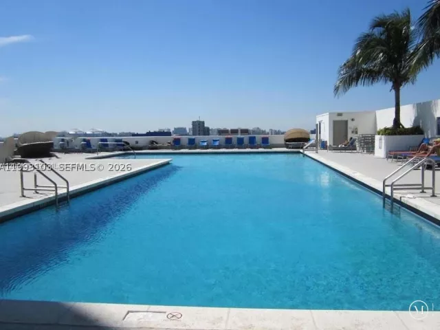 2-bedroom condo for rent in Miami - 1750 N Bayshore Dr 2401 - MondialRealty
