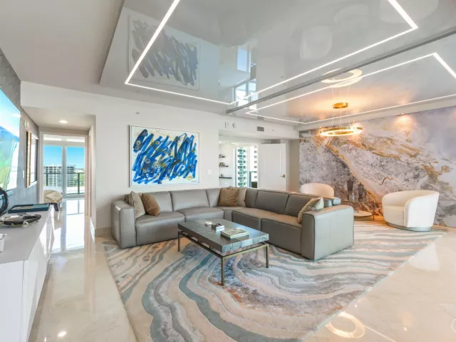 3-bedroom condo for rent in Hollywood - 3101 S Ocean Drive 901 - MondialRealty