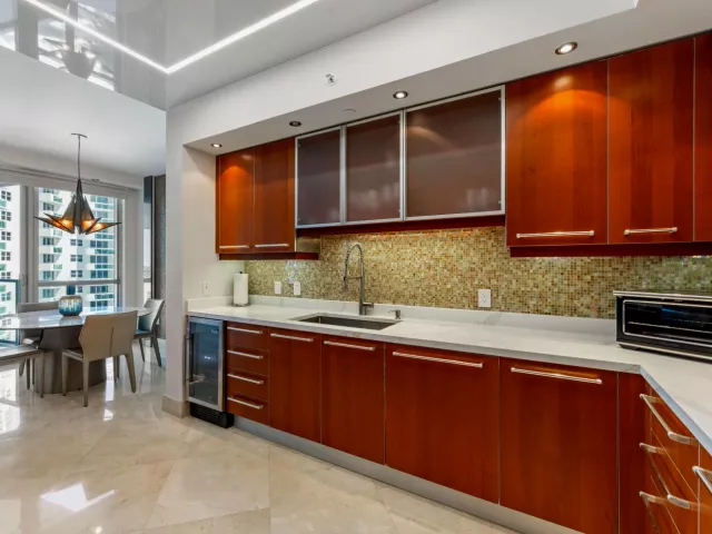 3-bedroom condo for rent in Hollywood - 3101 S Ocean Drive 901 - MondialRealty