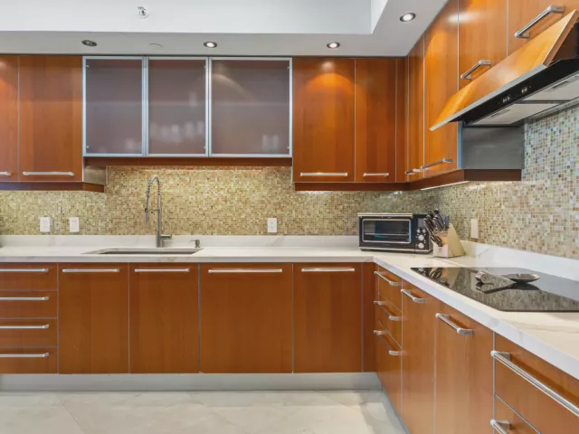 3-bedroom condo for rent in Hollywood - 3101 S Ocean Drive 901 - MondialRealty