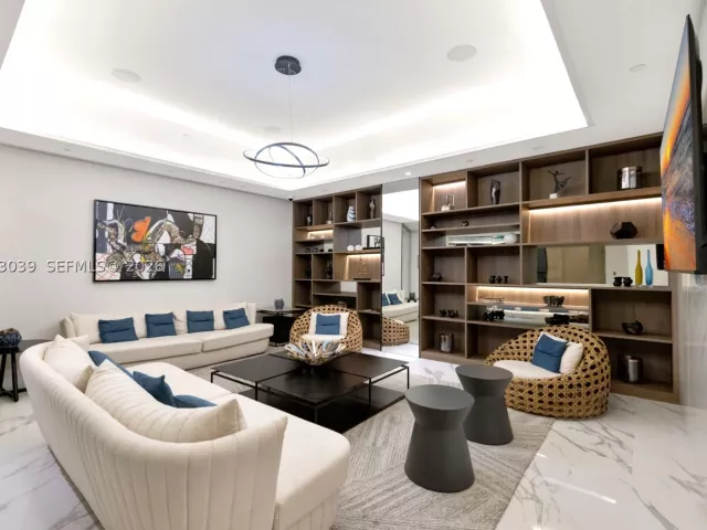 2-bedroom condo for rent in Aventura - 1000 Island Blvd 2105 - MondialRealty