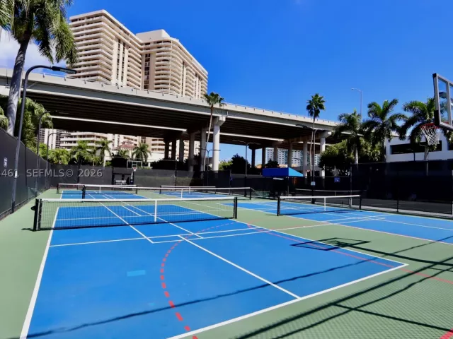 3-bedroom condo for sale in Aventura - 3530 Mystic Pointe Dr 2915 - MondialRealty