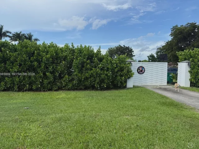 3-bedroom home for rent in Homestead - 18441 SW 238th St - MondialRealty