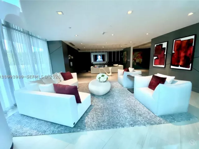 3-bedroom condo for sale in Sunny Isles Beach - 300 Sunny Isles Blvd 4-903 - MondialRealty