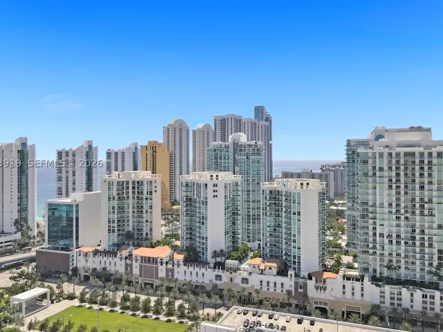 3-bedroom condo for sale in Sunny Isles Beach - 300 Sunny Isles Blvd 4-903 - MondialRealty
